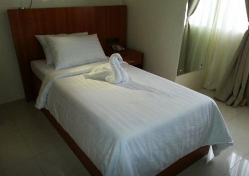 Parkway Hotel סוריגאו מראה חיצוני תמונה